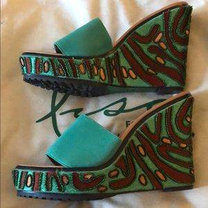Donald J. Pliner Shoes - Sandals Donald J. Pliner Shoes - Sandals